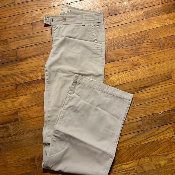 J. Crew Pants - Khaki J. Crew classic Twill Chino women’s size 10T